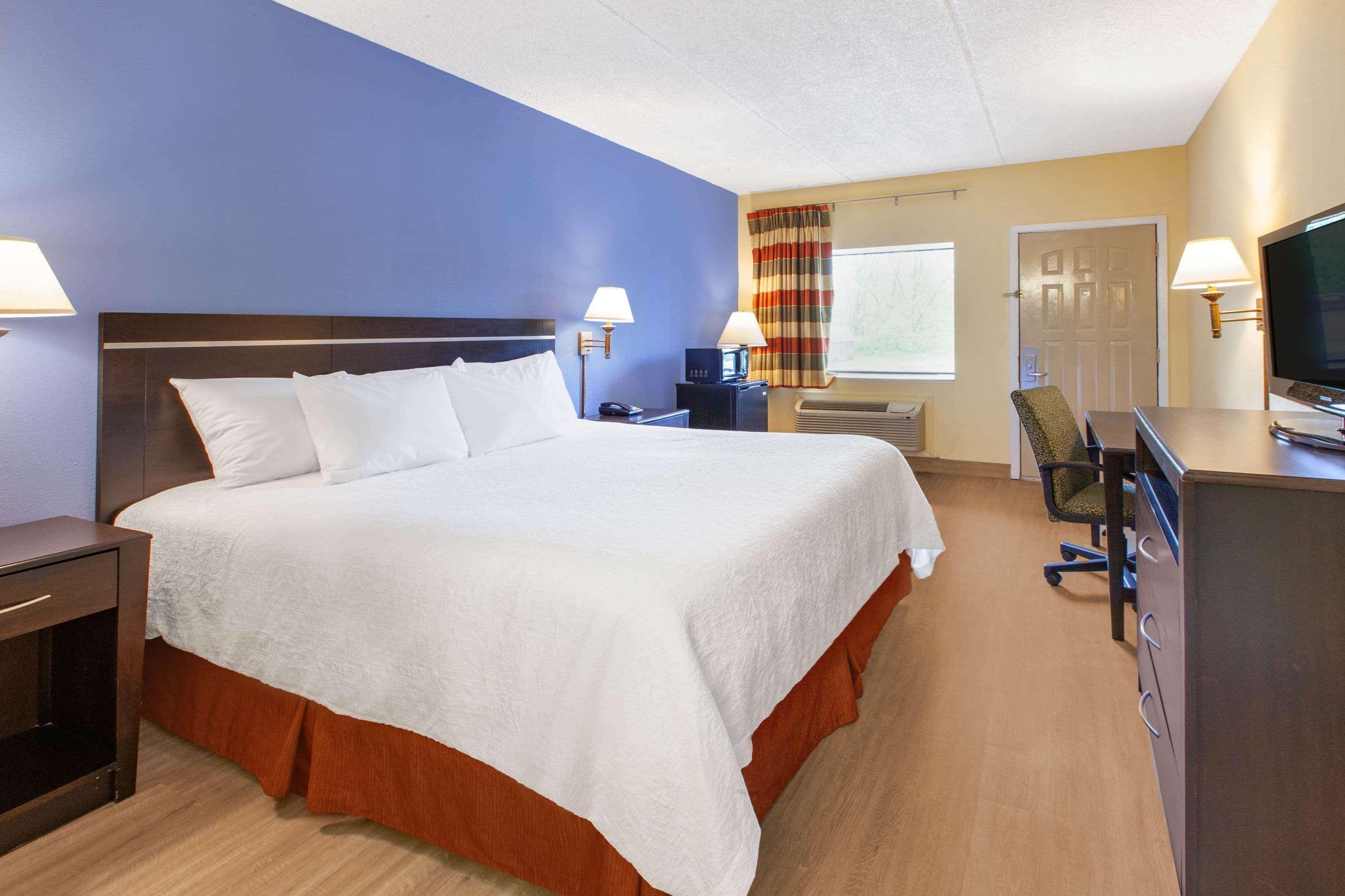 Days Inn By Wyndham Grantville Zewnętrze zdjęcie