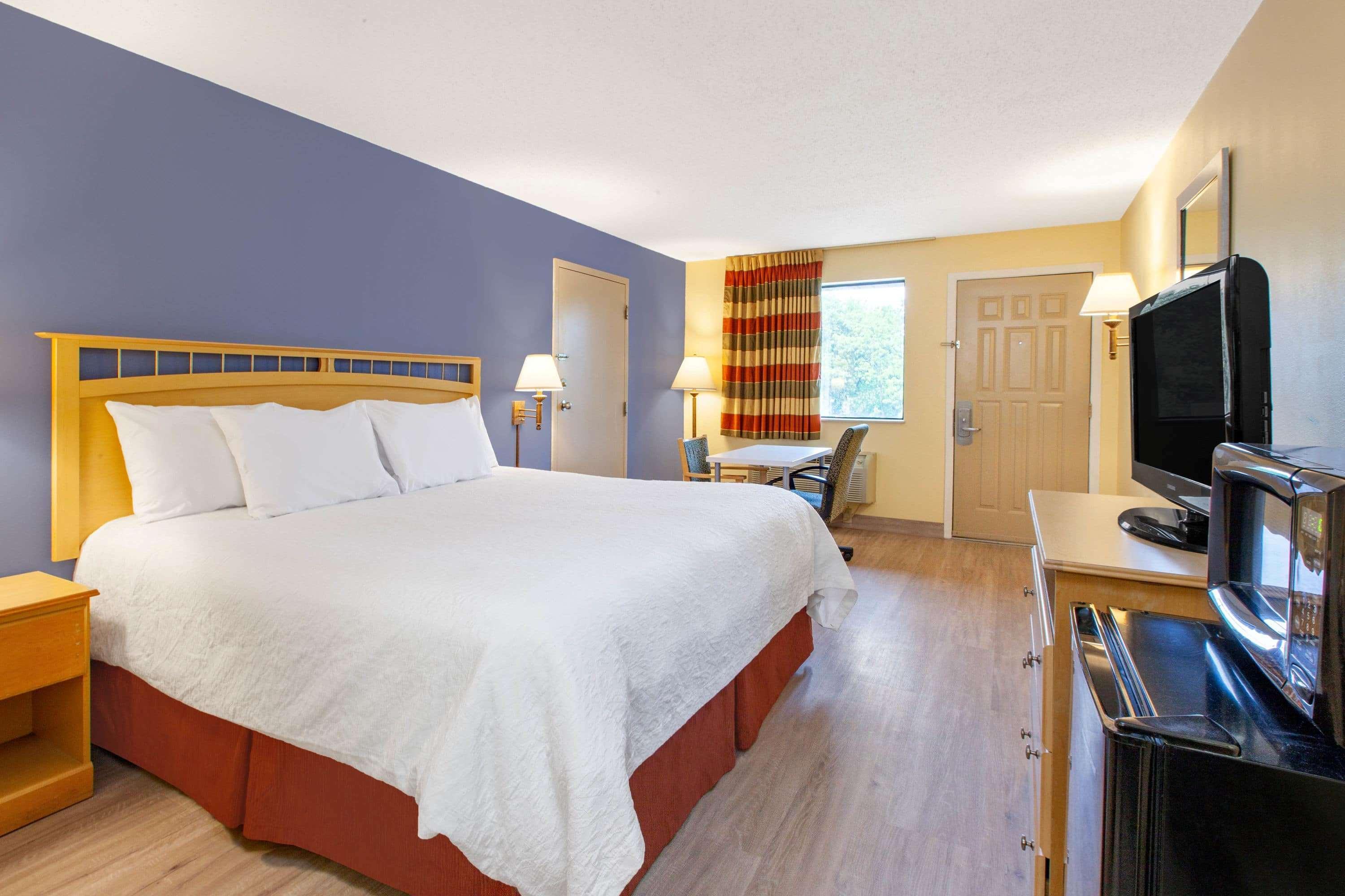 Days Inn By Wyndham Grantville Zewnętrze zdjęcie