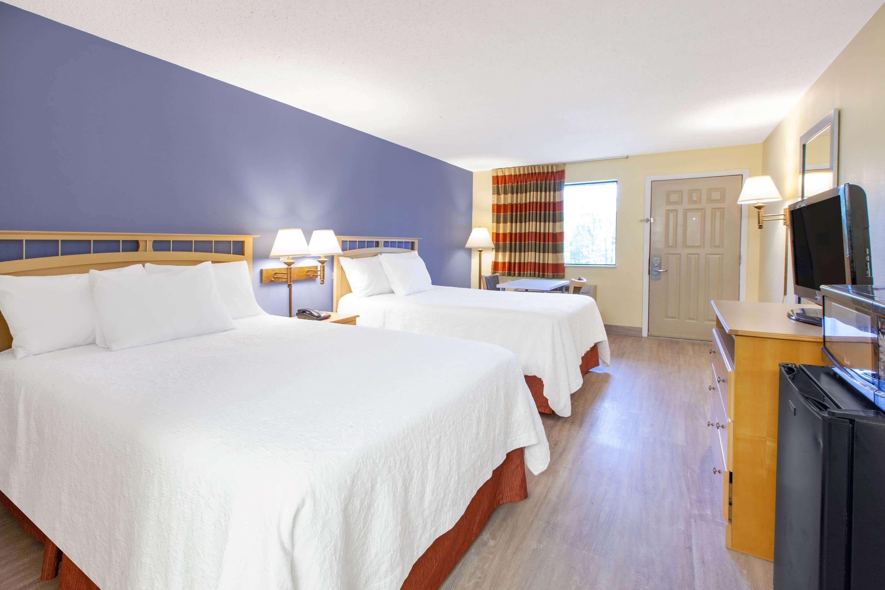 Days Inn By Wyndham Grantville Zewnętrze zdjęcie