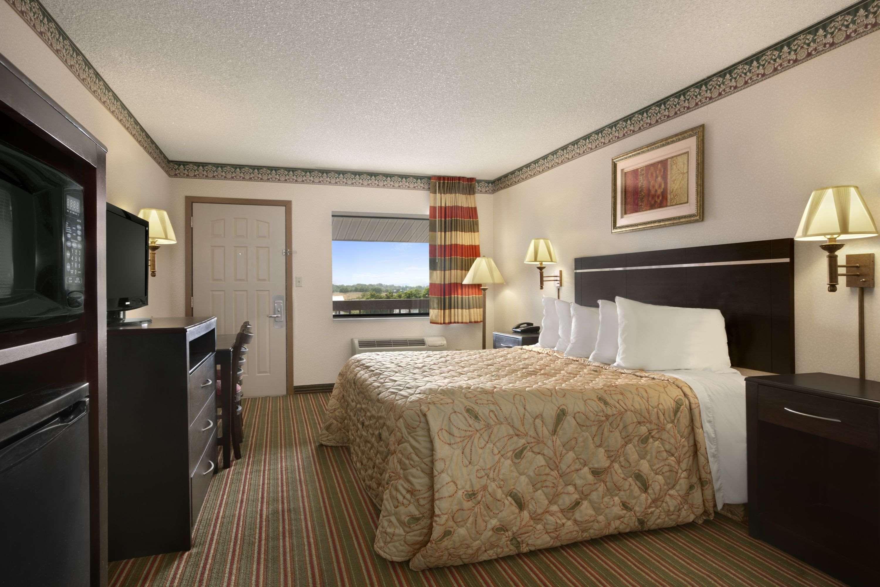 Days Inn By Wyndham Grantville Zewnętrze zdjęcie