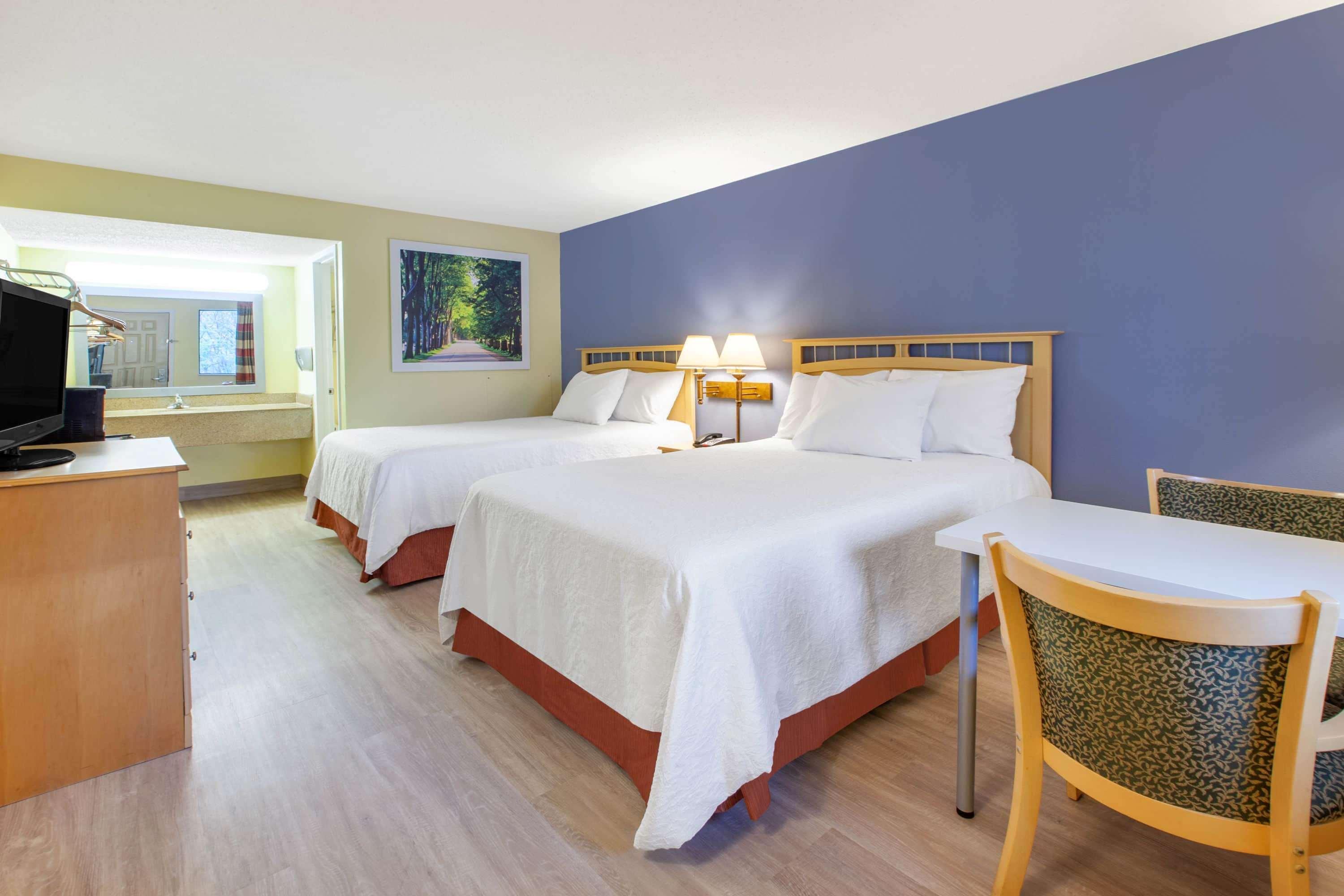 Days Inn By Wyndham Grantville Zewnętrze zdjęcie