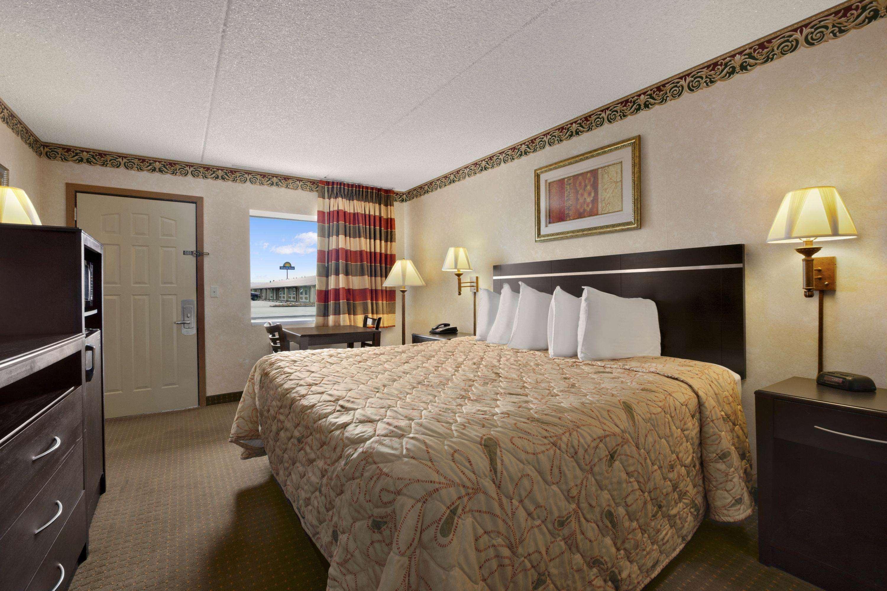 Days Inn By Wyndham Grantville Zewnętrze zdjęcie