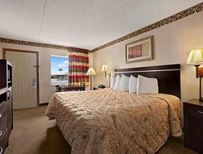 Days Inn By Wyndham Grantville Zewnętrze zdjęcie
